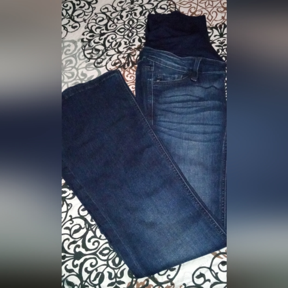 KanCan Maternity Jeans Size 7/27